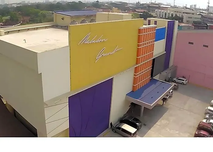 호텔 Malabon Grand And Events Place 마닐라