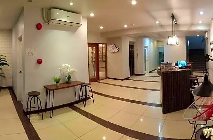 호텔 Malabon Grand And Events Place 3*