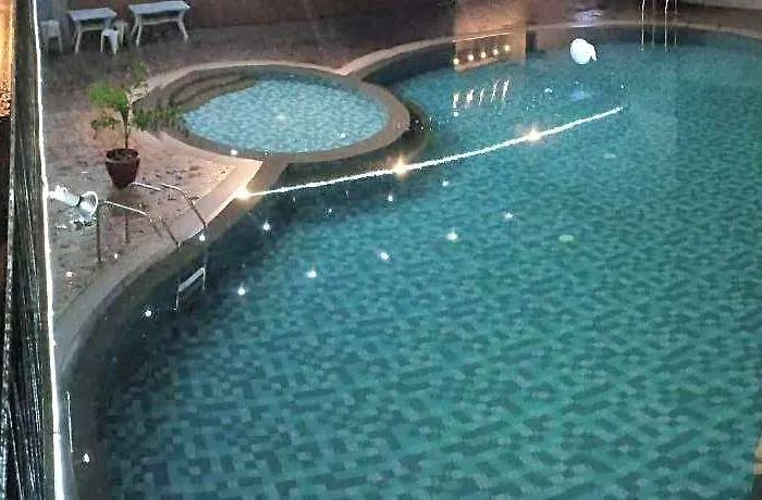 Malabon Grand And Events Place 호텔 3*